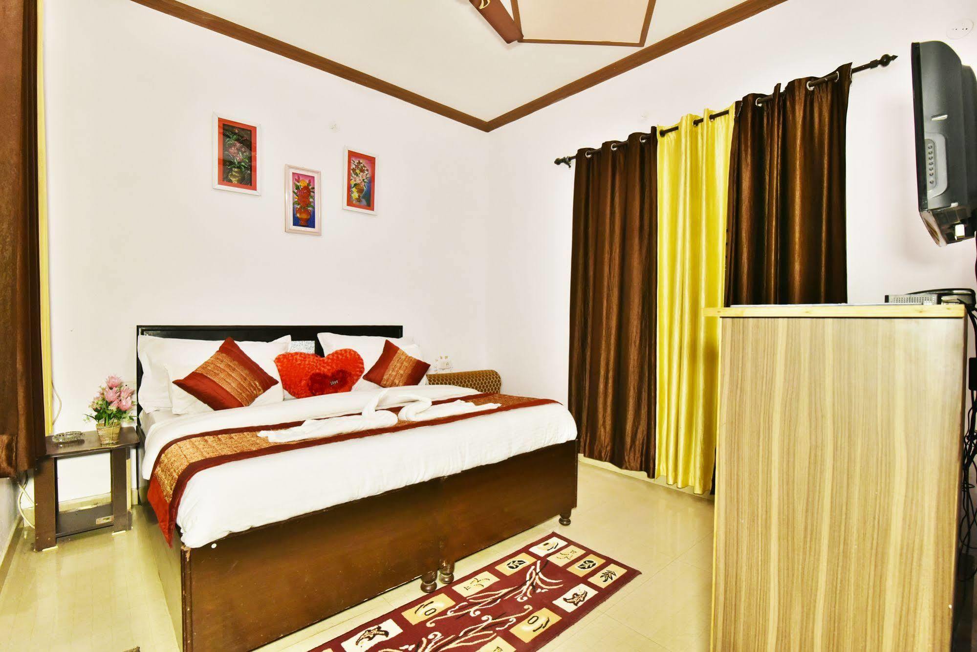 Hotel Sham Villa Amritsar Bagian luar foto