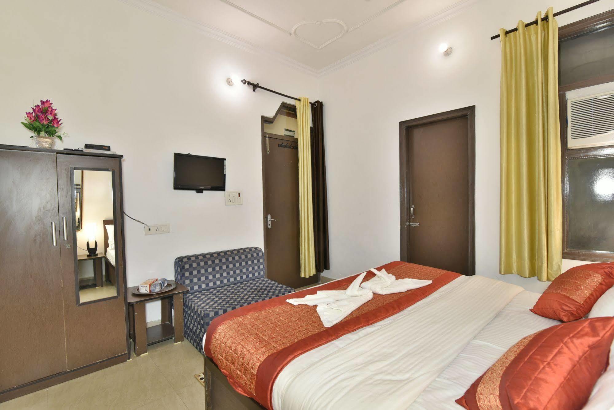 Hotel Sham Villa Amritsar Bagian luar foto