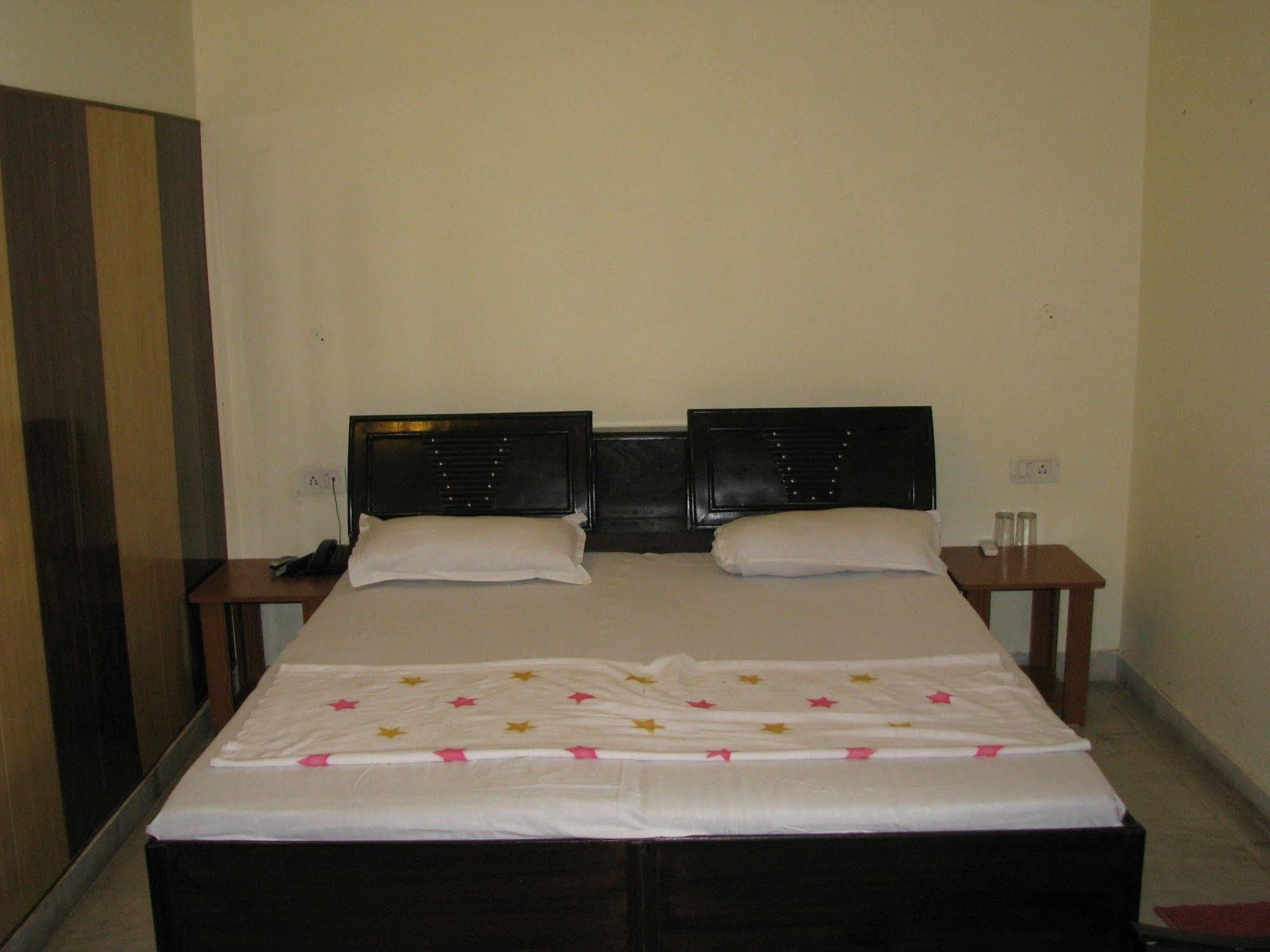 Hotel Sham Villa Amritsar Bagian luar foto